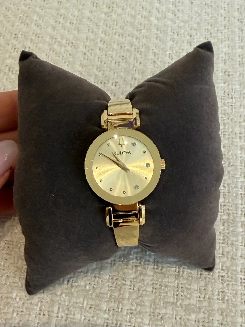 BRAND NEW STUNNING BULOVA WATCH!